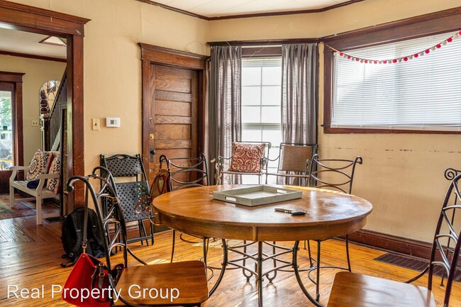 Building Photo - 5 br, 2 bath House - 1501 Wilson Ave.