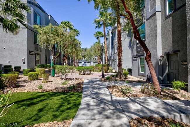 Building Photo - 9050 W Tropicana Ave