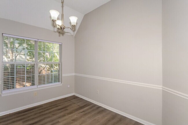 Building Photo - 4971 Trent Cove