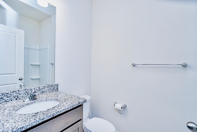 Building Photo - 716 Paxton Rose Dr