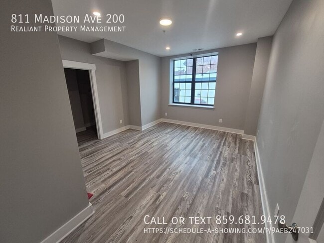 Building Photo - 811 Madison Ave