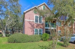 Building Photo - 7667 N Wickham Rd