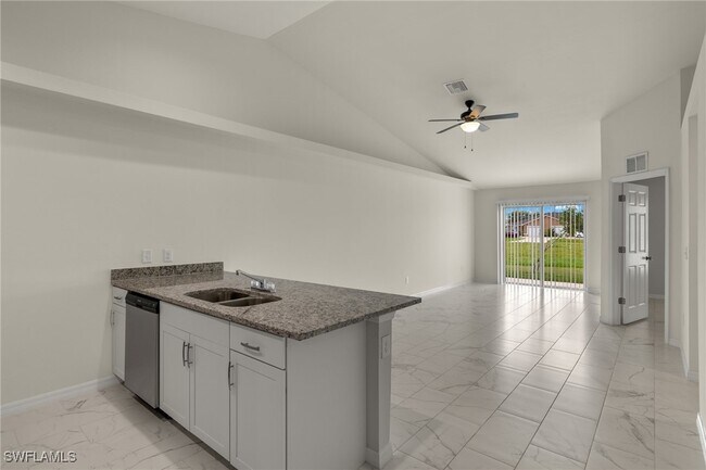 Building Photo - 4538 SW 8th Pl