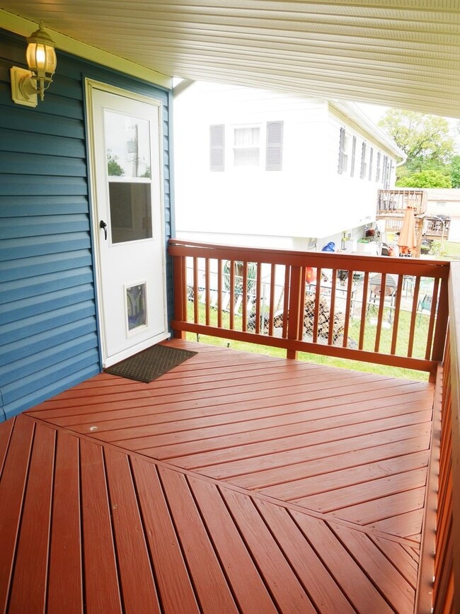 Building Photo - Charming 3-Bedroom Single Family Home with...