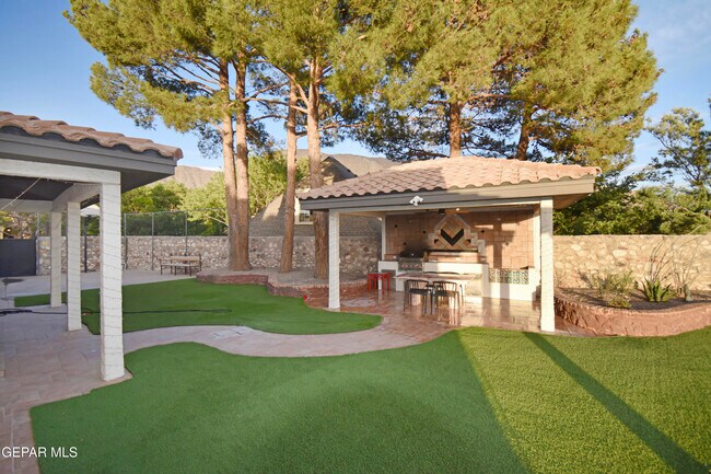 Building Photo - 508 Canyon Springs Dr
