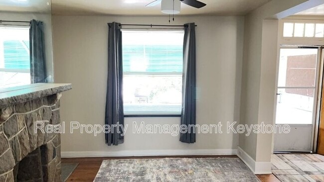 Building Photo - 33 Merritt Ave