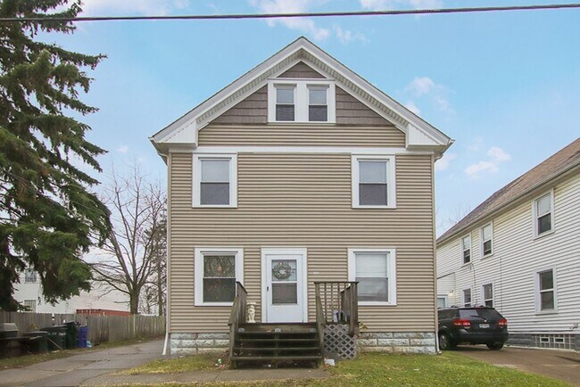 Building Photo - 2811 Henninger Rd