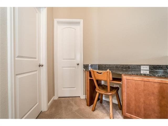 Building Photo - 1405 Nightingale Dr