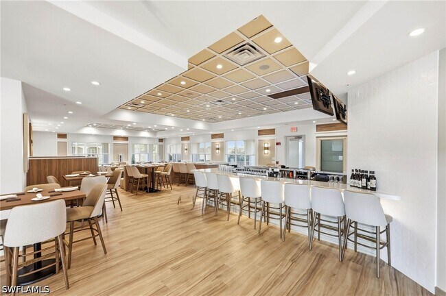 Building Photo - 7251 Salerno Ct