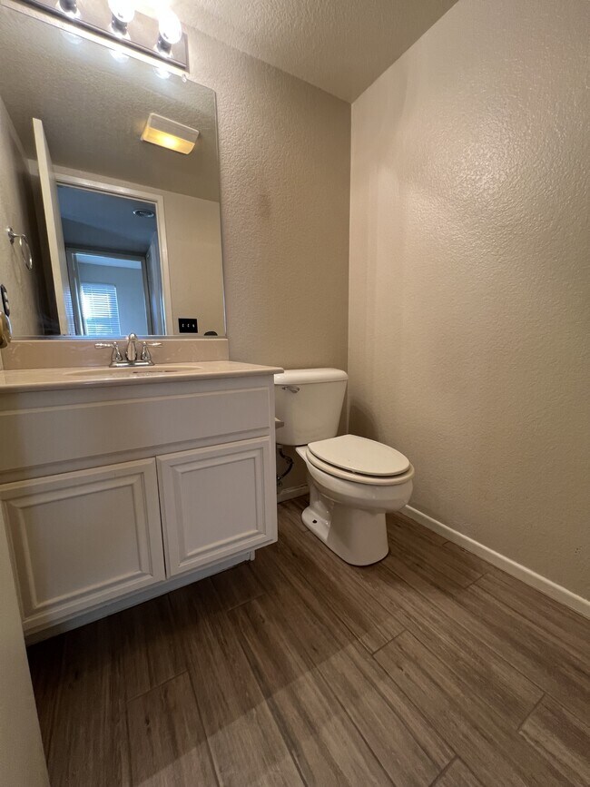 Building Photo - 32785 Paterno St