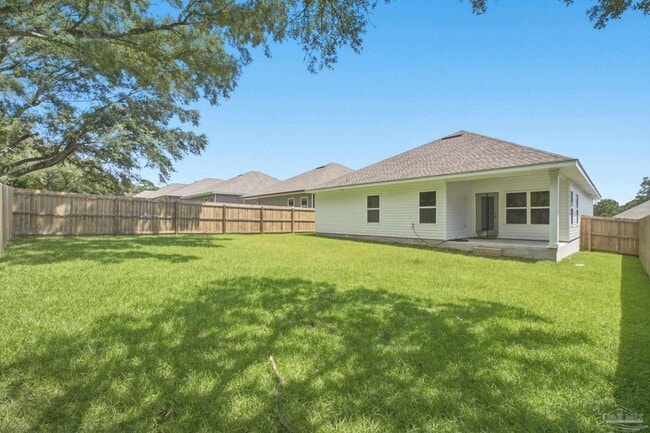 Building Photo - 232 Camellia Dr