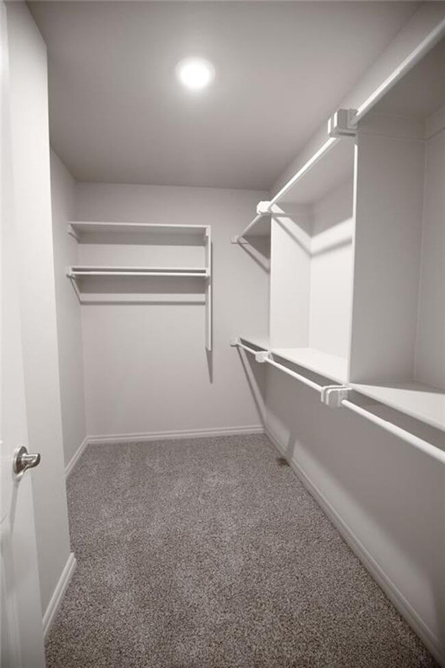 Building Photo - New Build + Norman Schools + Storm Shelter + 3 bedrooms