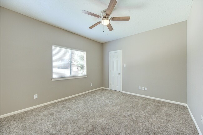 Building Photo - 2935 Apple Forest Ct