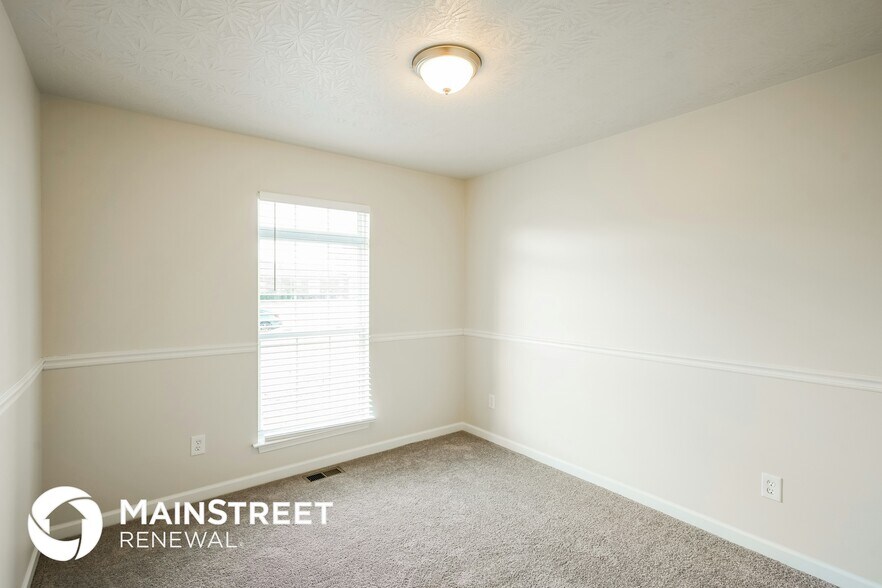 Building Photo - 145 Summerlin Dr