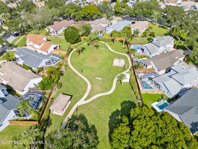 Building Photo - 1729 Pine Valley Dr