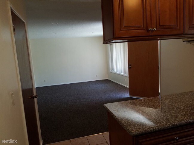 2 br, 1 bath - 442 Solano Ave - 2 br, 1 bath  - 442 Solano Ave