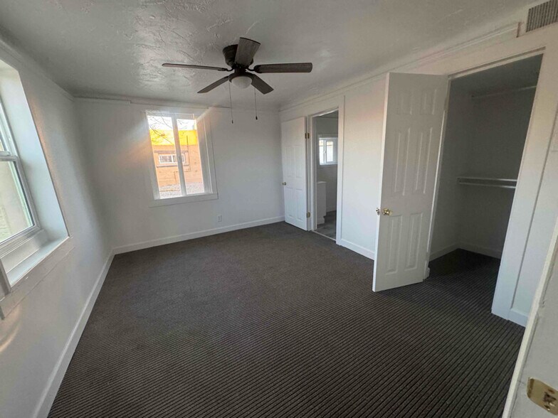 Building Photo - 151 N Pendell Rd