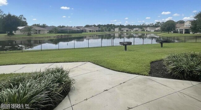 Building Photo - 15730 Spotted Saddle Cir