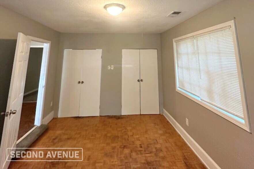 Building Photo - 3533 Naylor Dr
