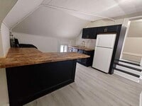 Building Photo - 317 East Washington St