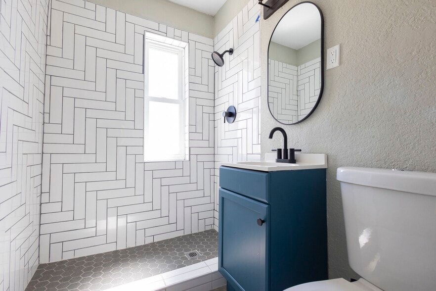 Bathroom - 1200 Chadbourne St