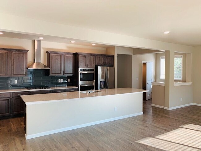 Building Photo - 5 bd 3.5 bath Bothell Single Family House ...