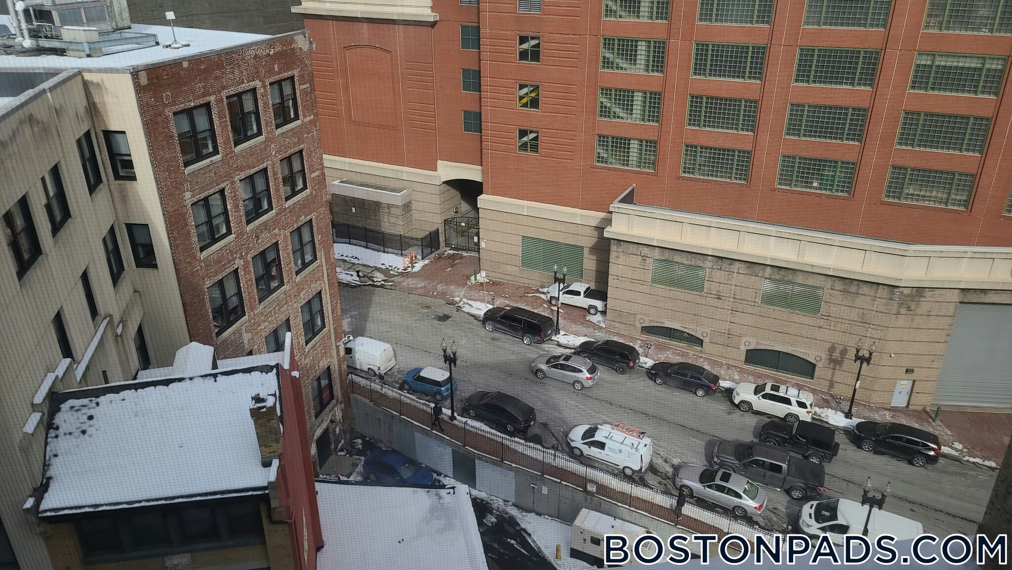 Building Photo - 81 Essex St