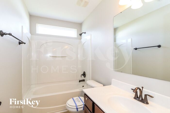 Building Photo - 4585 Deighton Ct