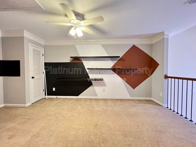 Building Photo - 6425 Bennington Bluff Ct