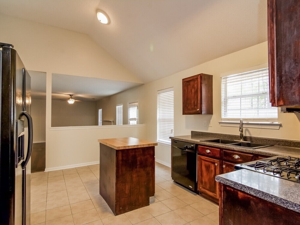 Building Photo - 4710 Millenium View Ct SW