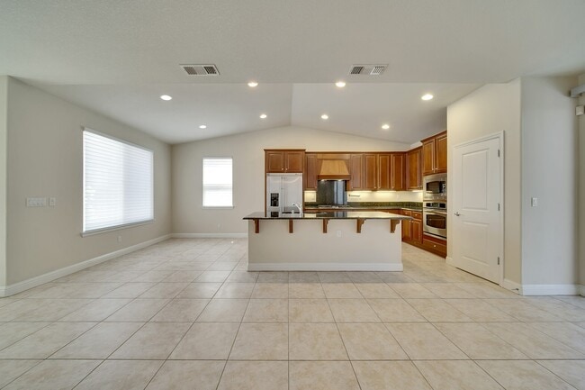 Building Photo - 10129 Bay Harbor Dr