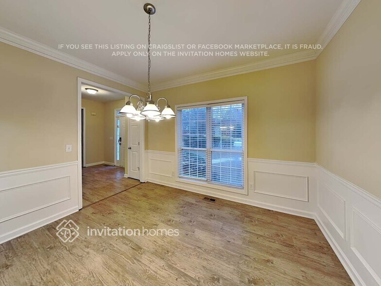 Building Photo - 3283 Fruitwood Ln