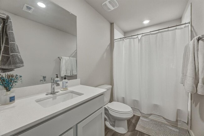 Building Photo - 1129 Tipton St