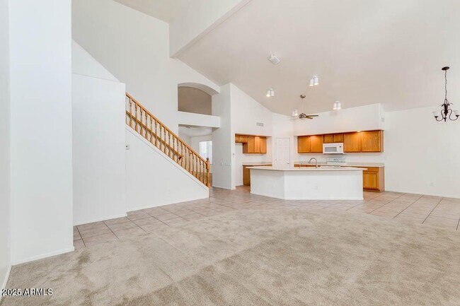 Building Photo - 6321 S 4 Peaks Pl