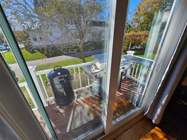 Building Photo - 95 Harvard St