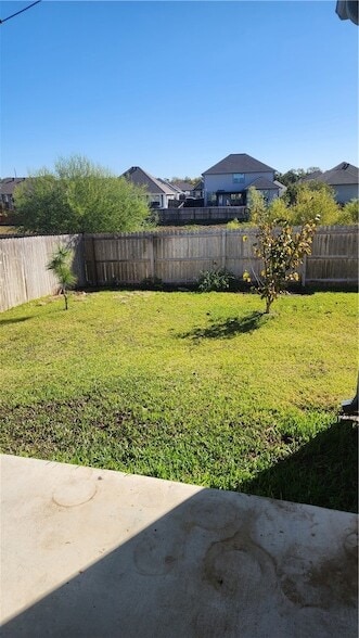 Building Photo - 2006 Theresa Dr