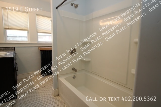 Building Photo - 1519 E Street-