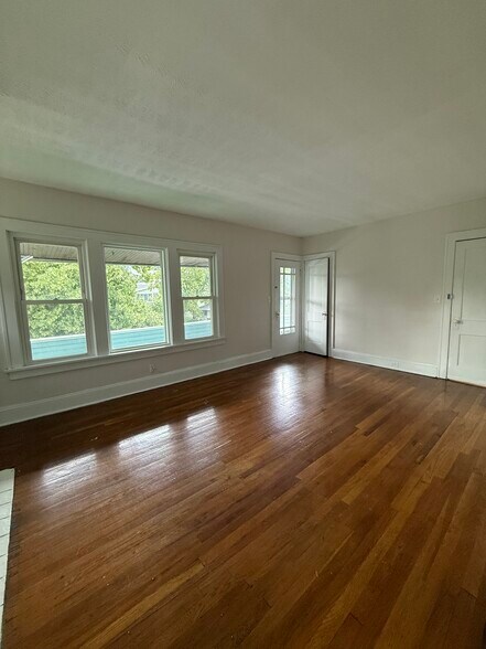 Front Living Room - 2099 Waterbury Rd