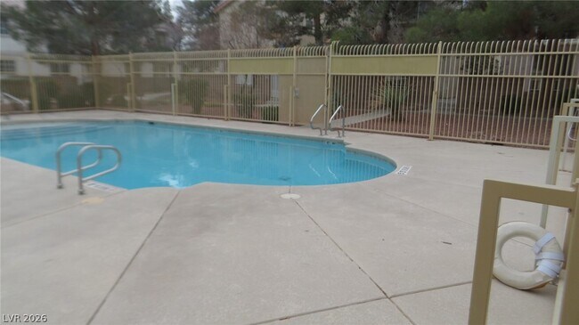 Building Photo - 3014 Sunrise Bay Ave