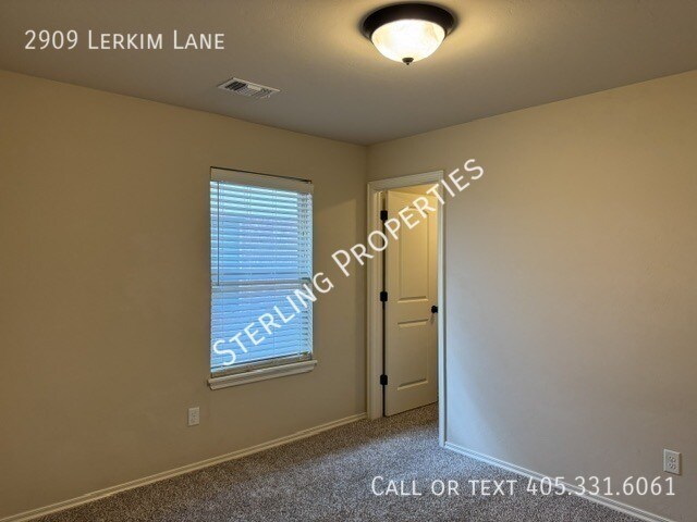 Building Photo - 2909 Lerkim Ln