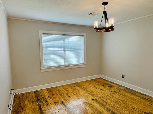 Building Photo - Paradise in Tallassee