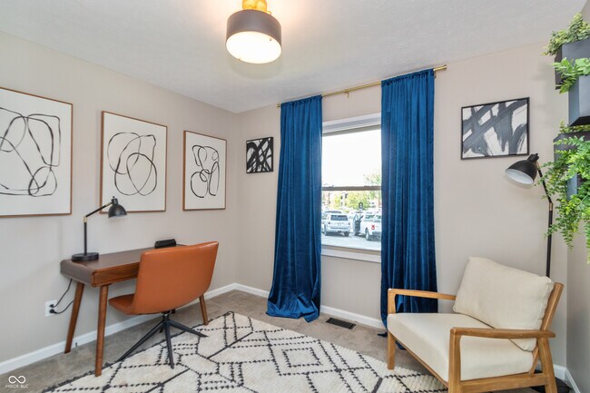 Building Photo - 110 1st St SE