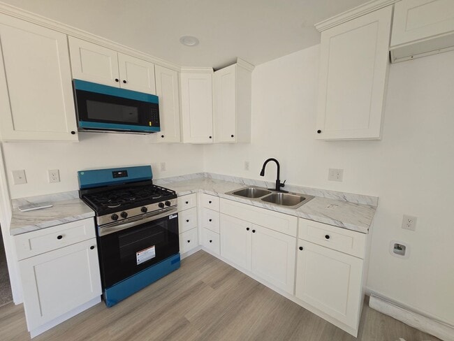 Building Photo - Brand-New 2 Bedroom, 1 Bath ADU — $1695/mo