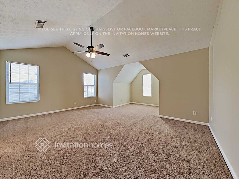 Building Photo - 3199 Sentinel Cir