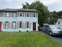 Building Photo - 55 Beech Ln