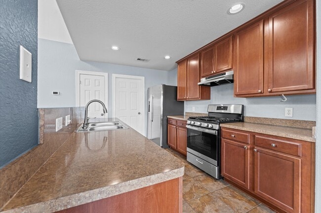 Building Photo - 18714 Walden Glen Cir