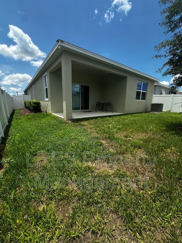 Building Photo - 3130 Amaranth St