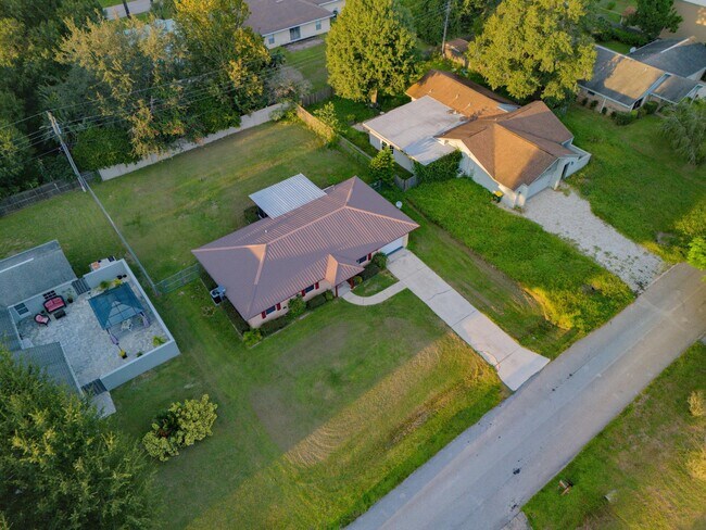 Building Photo - 800 Garland Ave