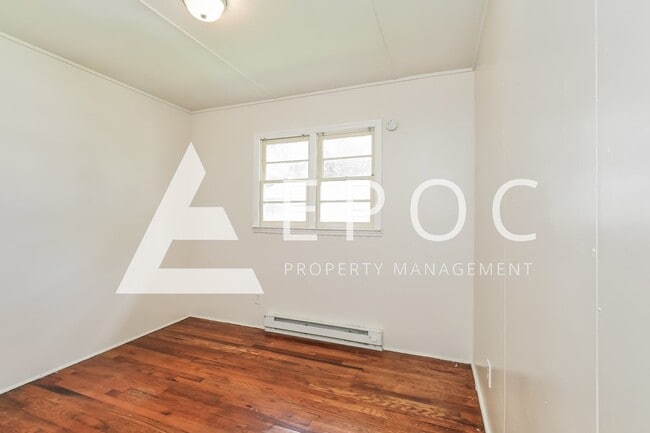 Building Photo - 912 Richland St