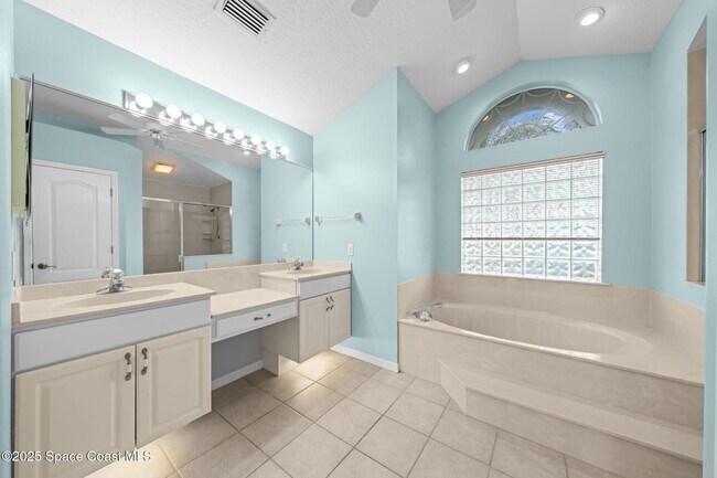 Building Photo - 908 Fostoria Dr